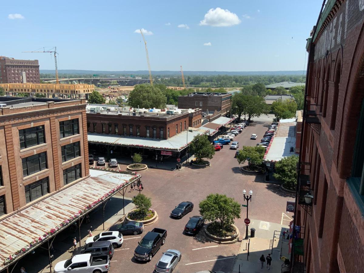 Blackout Themed Residence In The Prime Heart Of Omaha'S Old Market! Ngoại thất bức ảnh